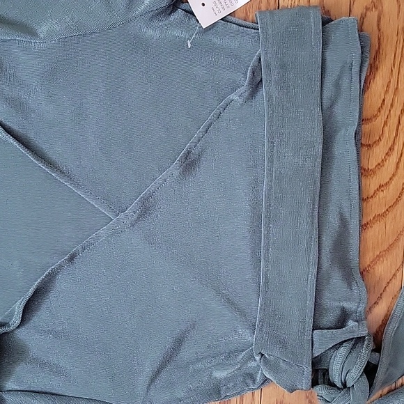 NWT PacSun Teal Wrap Top - Picture 3 of 6